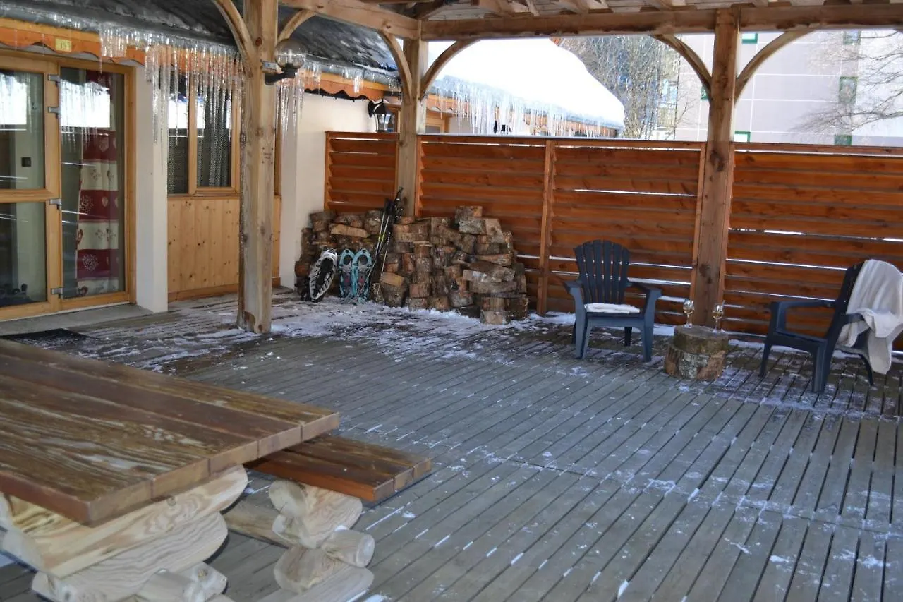 Residence Le Bec De L Aigle - N°15 contacts