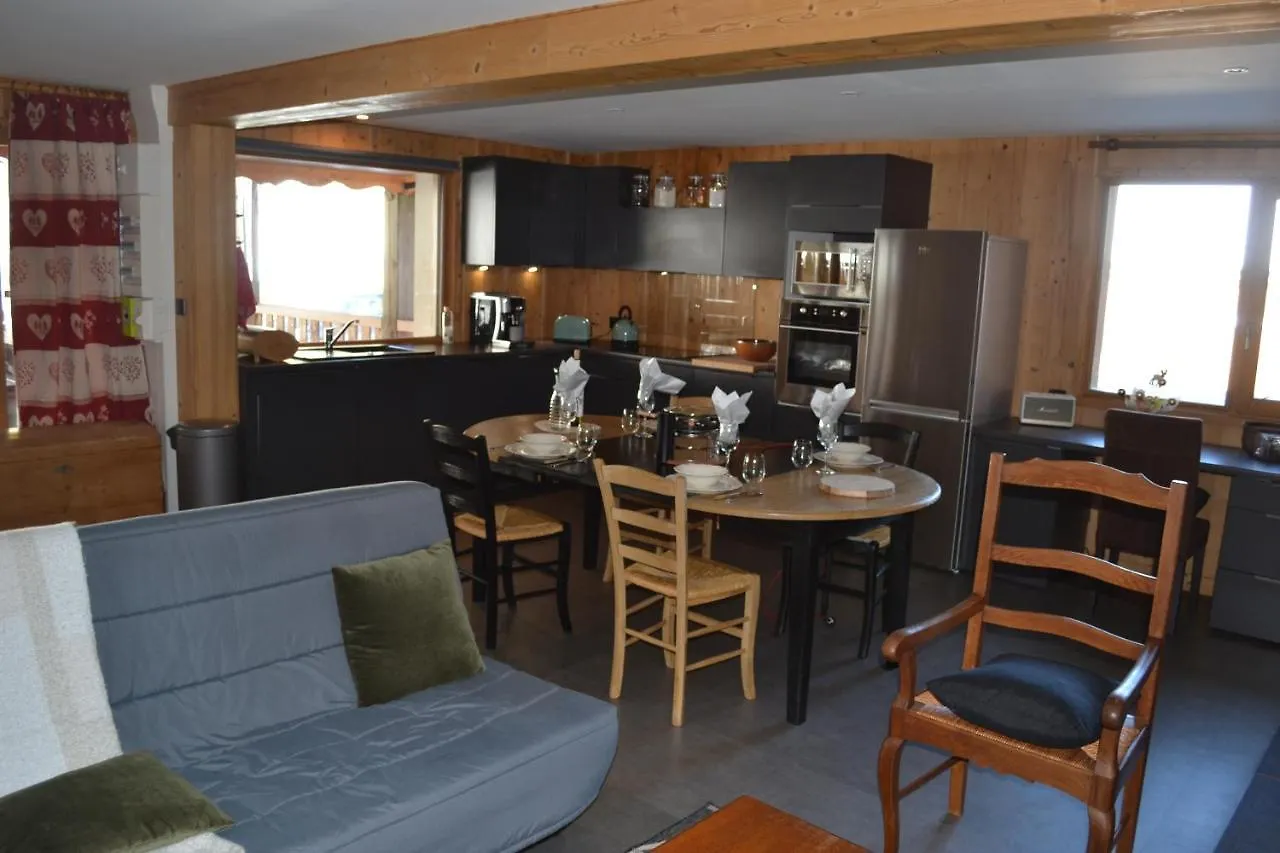 Residence Le Bec De L Aigle - N°15 Laveissiere France